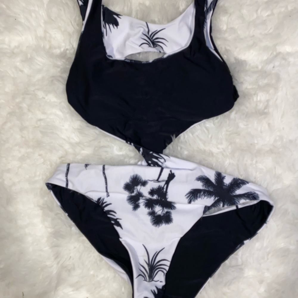 BNWT shein bathing suit